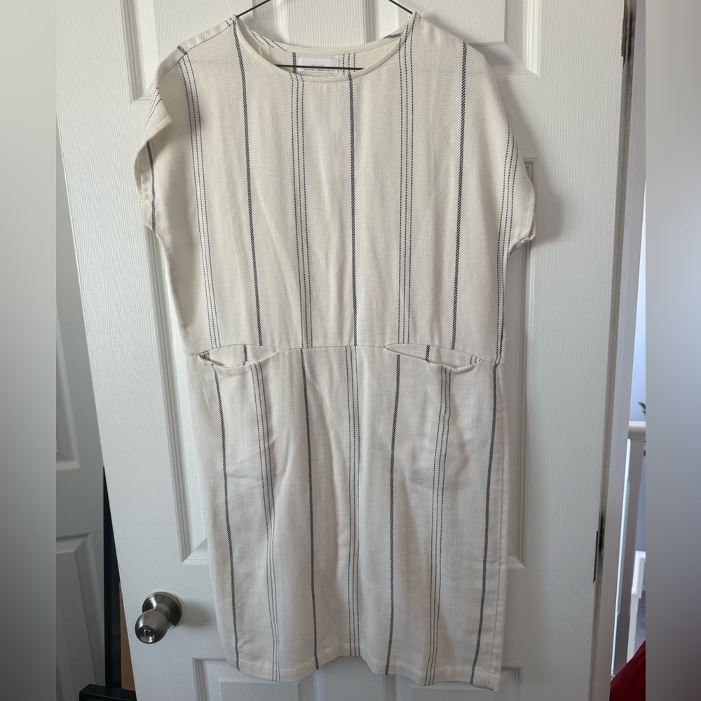 NEW✨Striped Sleeveless Dress